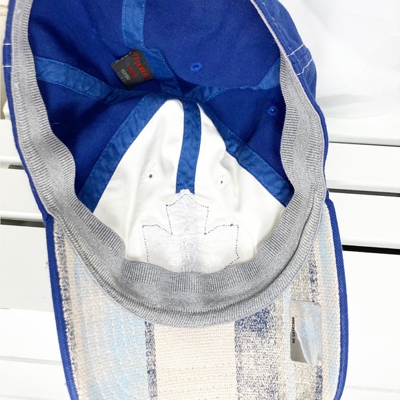 Toronto Maple leafs NHL L/XL Hat NWT - Picture 4 of 4